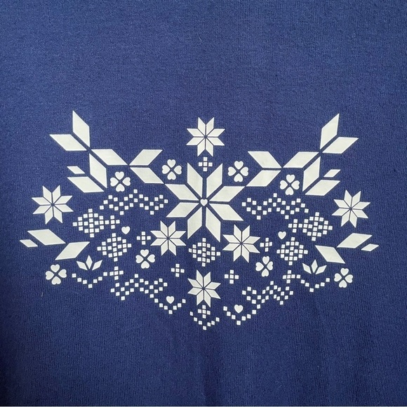 bp. Loungewear Pajama Long Sleeve Top with Scandinavian Snowflake Graphic - Picture 2 of 5